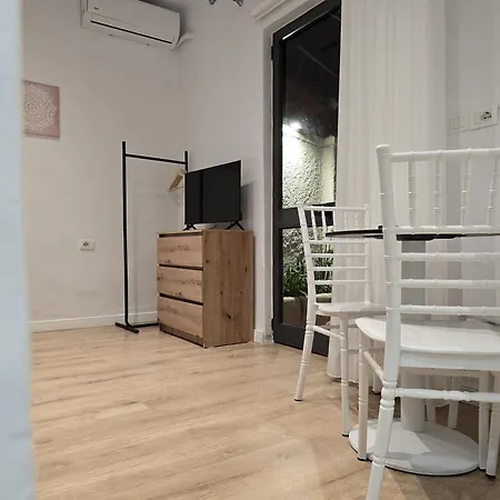 New Bazaar Guest house 3*