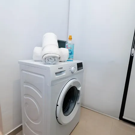 New Bazaar 3* تيرانا