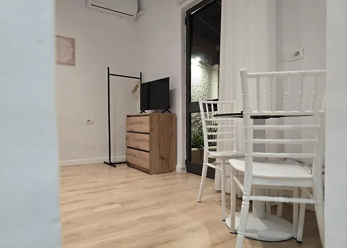 New Bazaar Гостевой дом 3*