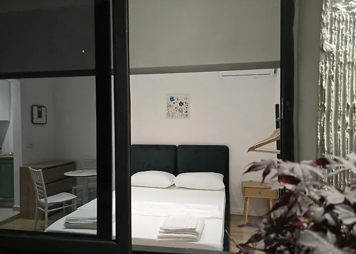 New Bazaar 3* Тирана