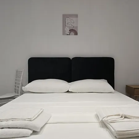 New Bazaar Pensionat Tirana