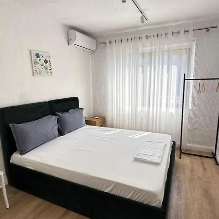 Pensionat New Bazaar Tirana