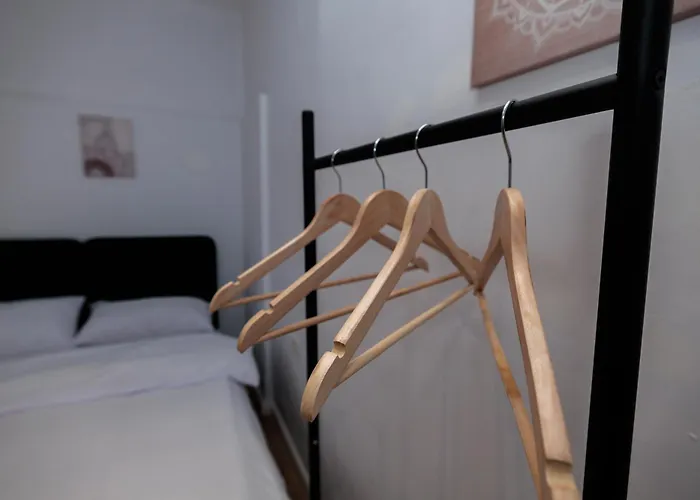 New Bazaar Gasthof Tirana